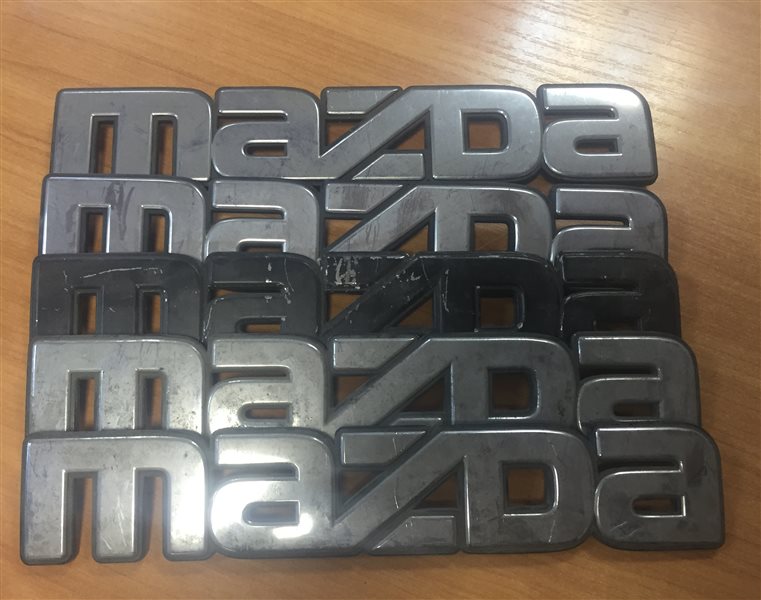 Надпись Mazda Titan Надпись Mazda Titan