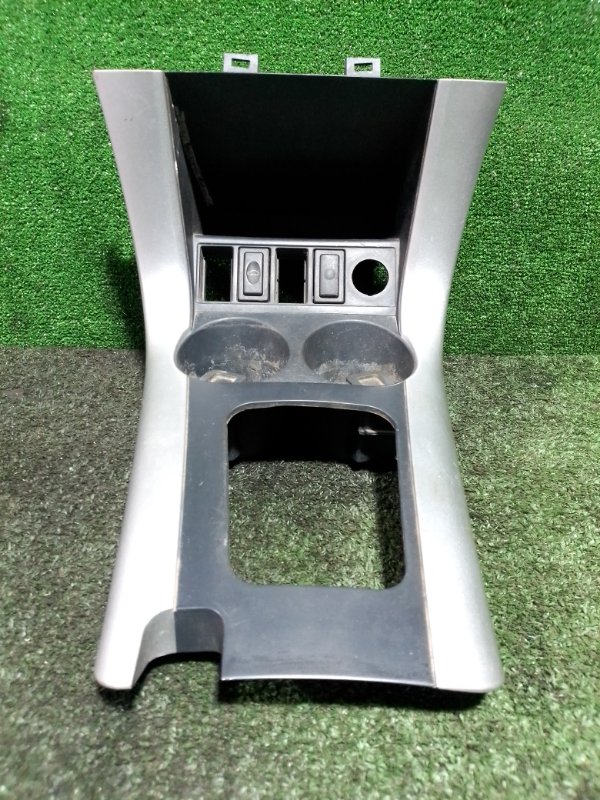 Консоль между сидений Lifan X60 215800 LFB479Q 2015
