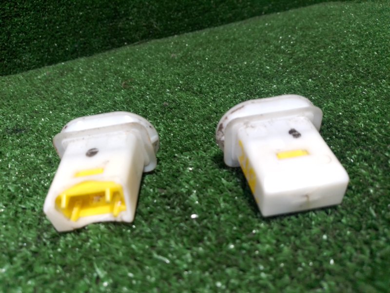 Клипса Aveo 2007 T250 B12S1 Клипса Aveo 2007 T250 B12S1