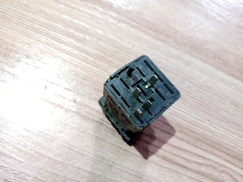 Кнопка Carina 1993 ST190 4S-FE
