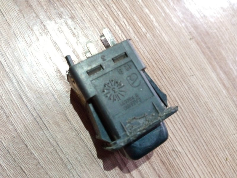 Кнопка Toyota Carina ST190 4S-FE