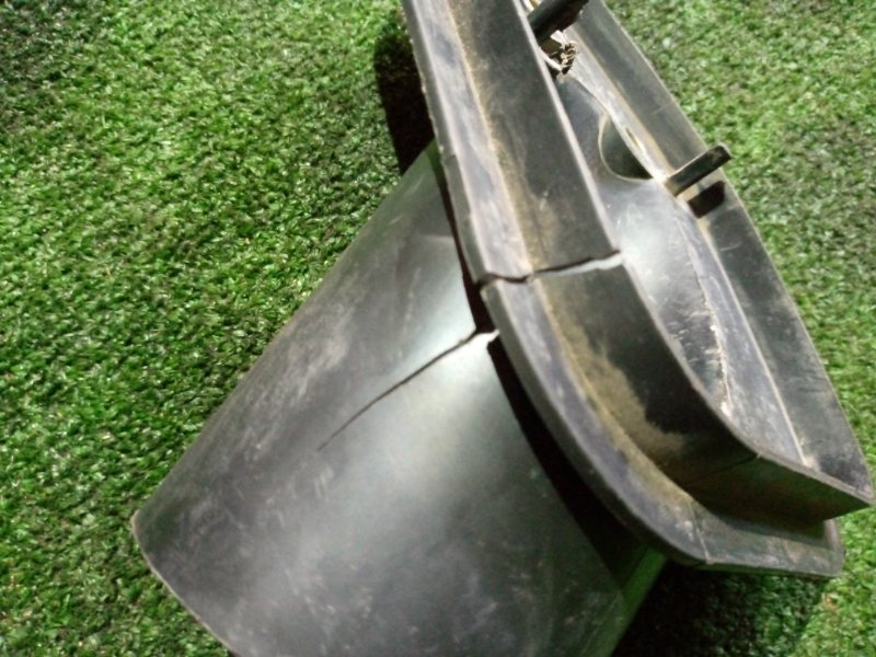 Пыльник рулевой рейки Tiggo 2007 T11 4G64