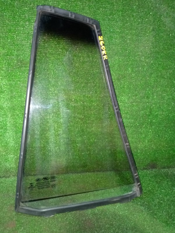 Стекло двери (глухое) заднее правое Lifan X60 215830 LFB479Q