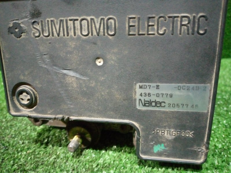Блок abs Demio 2000 DW5W B5