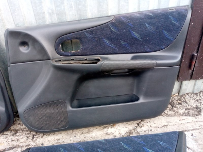 Обшивка двери Familia S-Wagon 2002 BJFW FS-ZE