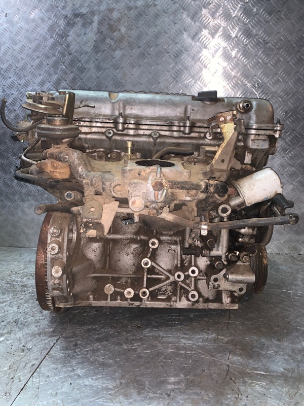 Двигатель Nissan Primera 2 1995-2000 P11 SR18DE 3102080X73 Б/У