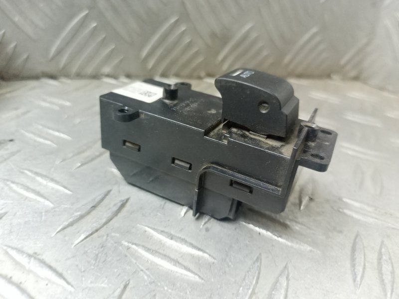Кнопка стеклоподъемника CR-V 3 2006-2012 RE K24Z