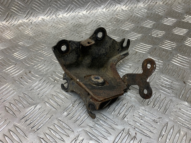 Кронштейн блока ABS Toyota Corolla 2012-2019 E180 1ZRFE 4459002310 Б/У