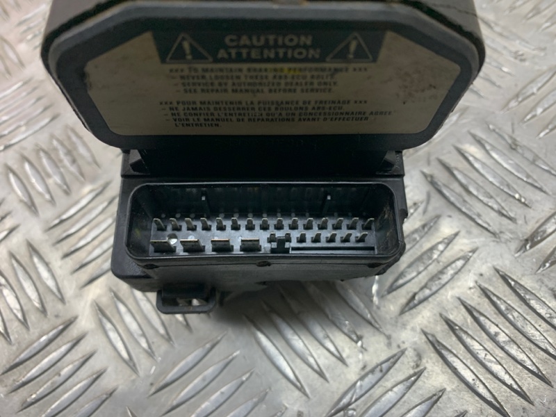 Блок ABS Corolla 2000-2007 E120 4ZZFE