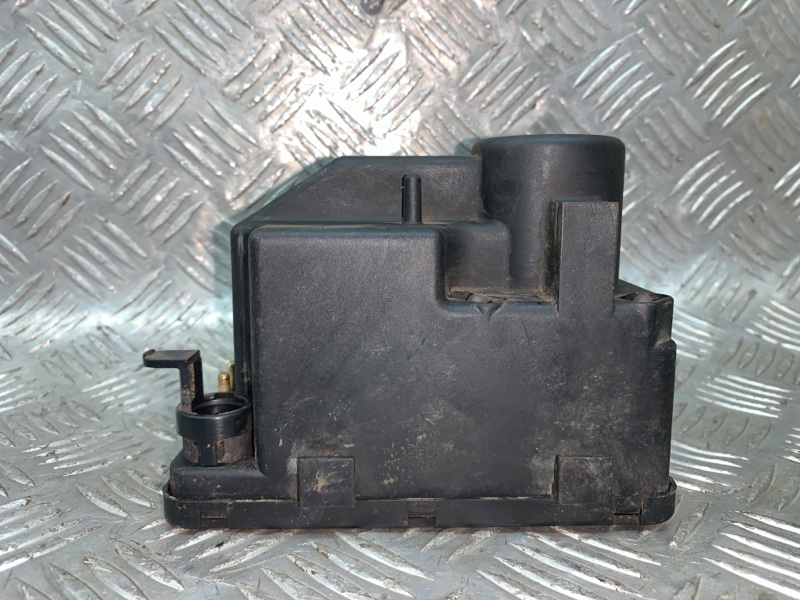 Вакуумный компрессор центрального замка 190E 1982-1993 W201 M102