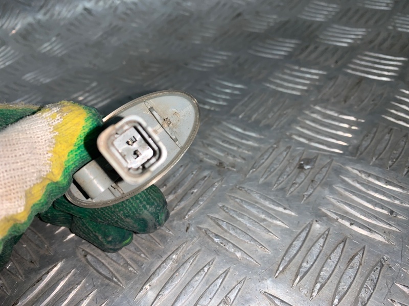 Патрон лампы повторителя поворотов передний 206 1 1998-2012 TU3A Патрон лампы повторителя поворотов передний 206 1 1998-2012 TU3A