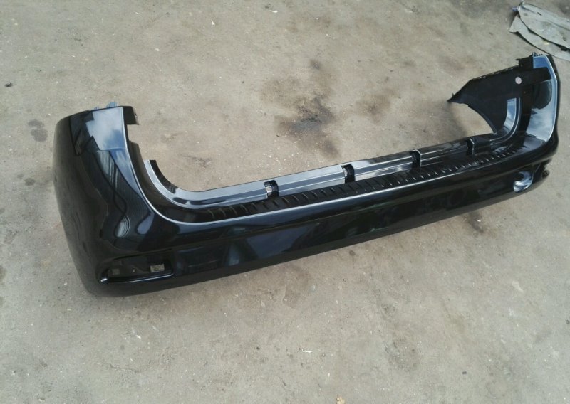 Бампер задний Lada Largus Черн. жемчужина / 676 8450000256 новая