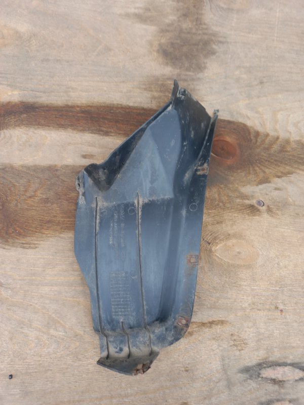 Подкрылок задний правый Lacetti универсал