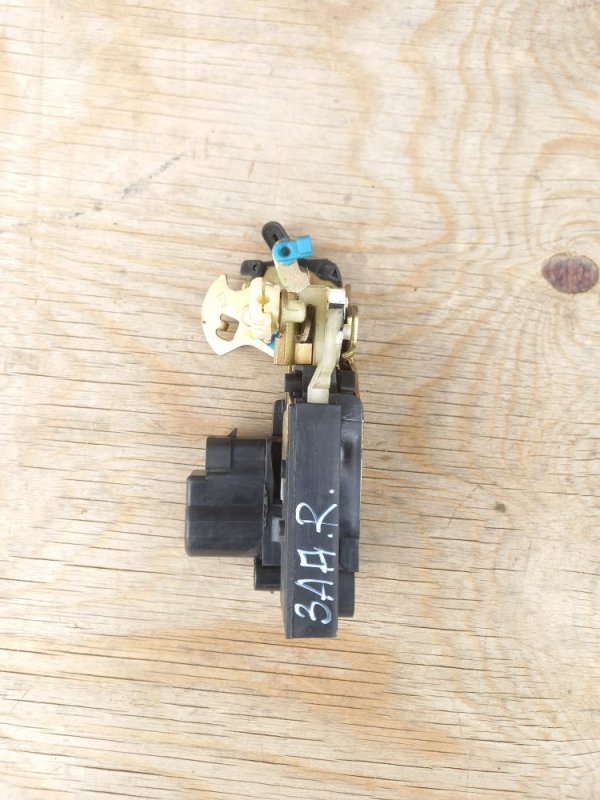 Замок двери задний правый Lacetti