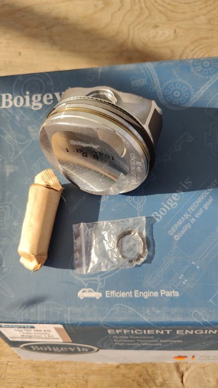 Поршень Octavia (A5 1Z-) 1.8L CDA EA888 Gen2