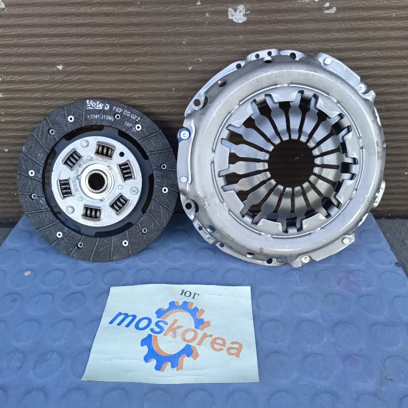 Комплект сцепления Lada Largus K7M / K7J  8V 8200446121 новая