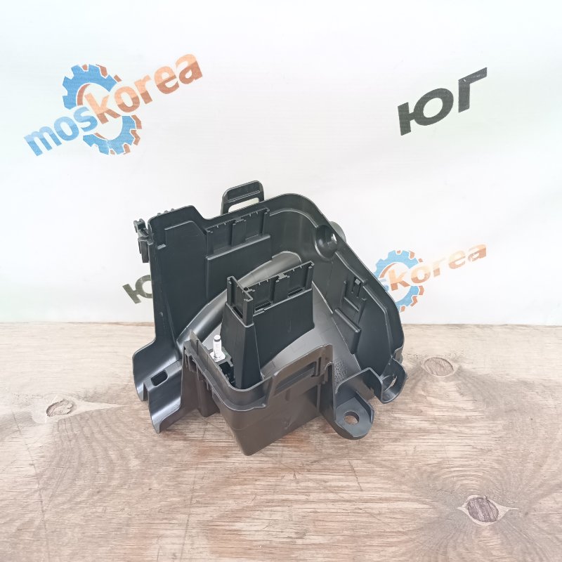 Корпус блока предохранителей Lada Largus VAZ 21129 243803298R новая
