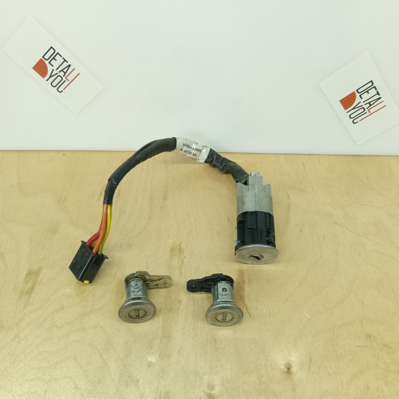 Замок зажигания Lada Largus