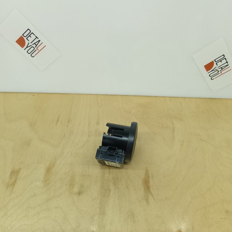 Замок зажигания Largus