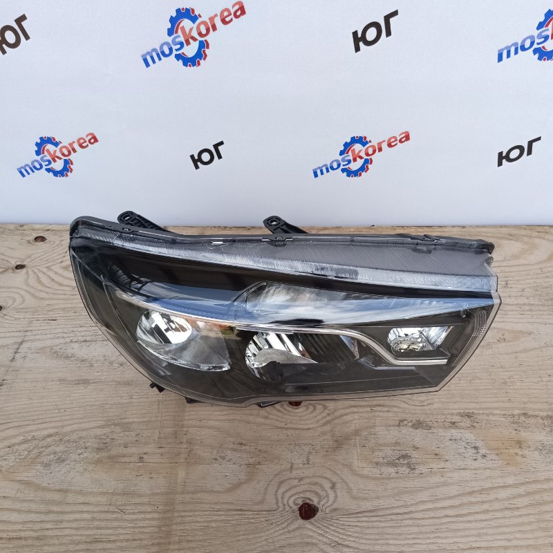 Фара передняя правая Vesta ANALOG