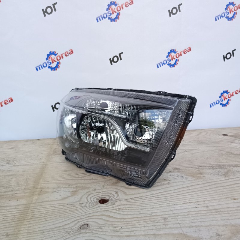 Фара передняя правая Vesta ANALOG