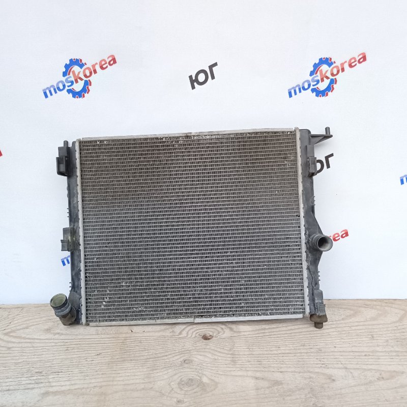 Радиатор охлаждения двигателя Largus