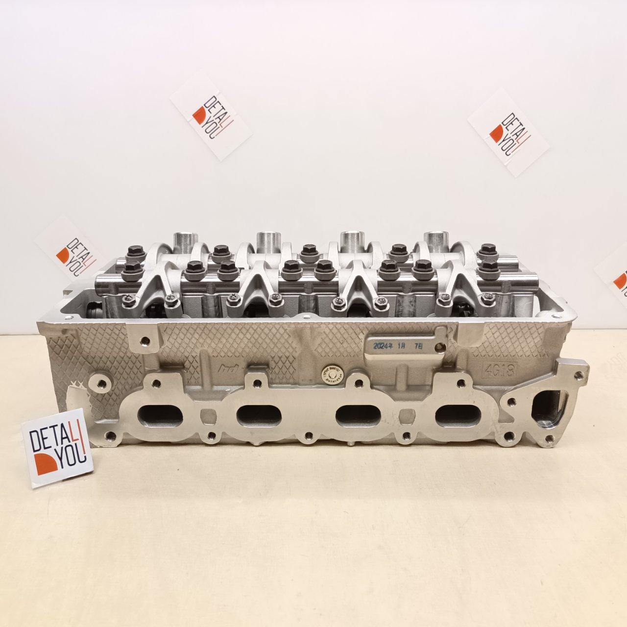 Запчасть головка блока цилиндров Mitsubishi Lancer 4G18 1.6L 16v D4Y00217 новая Головка блока цилиндров Mitsubishi Lancer 4G18 1.6L 16v D4Y00217 новая