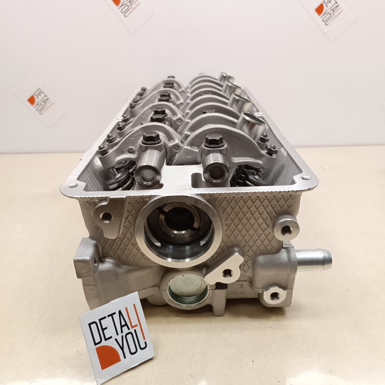 Головка блока цилиндров Lancer 4G18 1.6L 16v Головка блока цилиндров Lancer 4G18 1.6L 16v