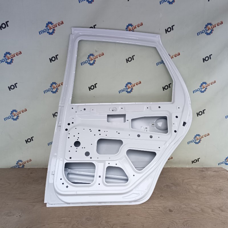 Дверь задняя правая GRANTA (FL) Ледниковый / 221