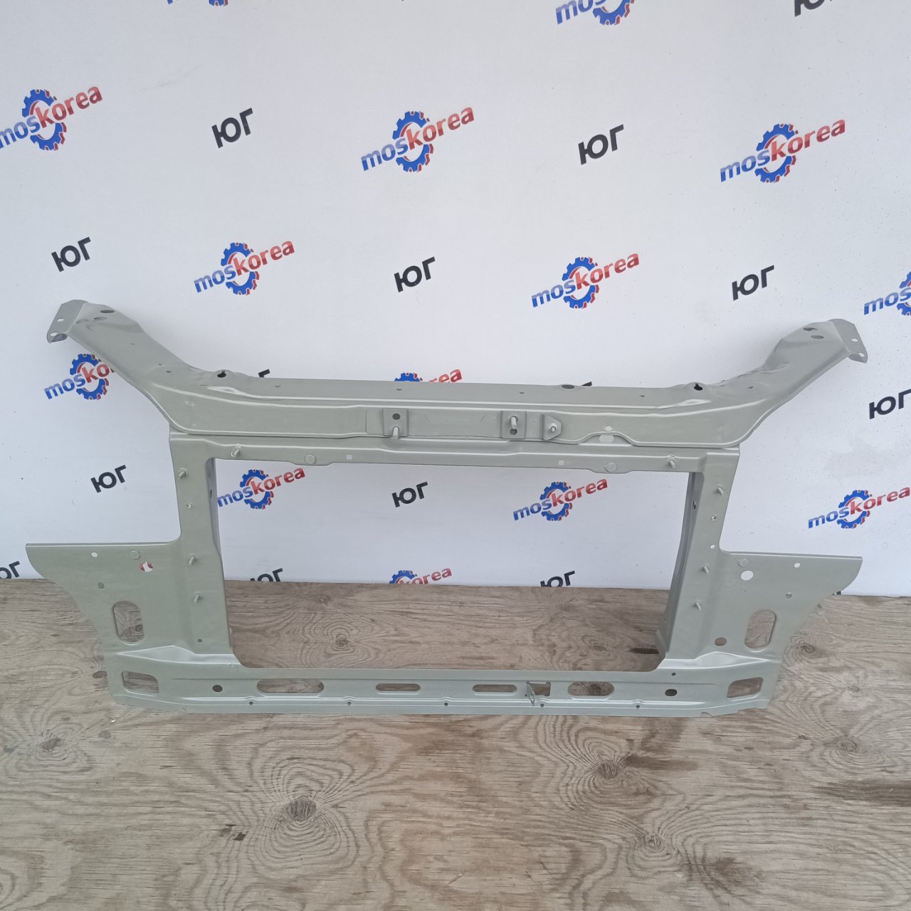 Рамка радиатора GRANTA (FL)