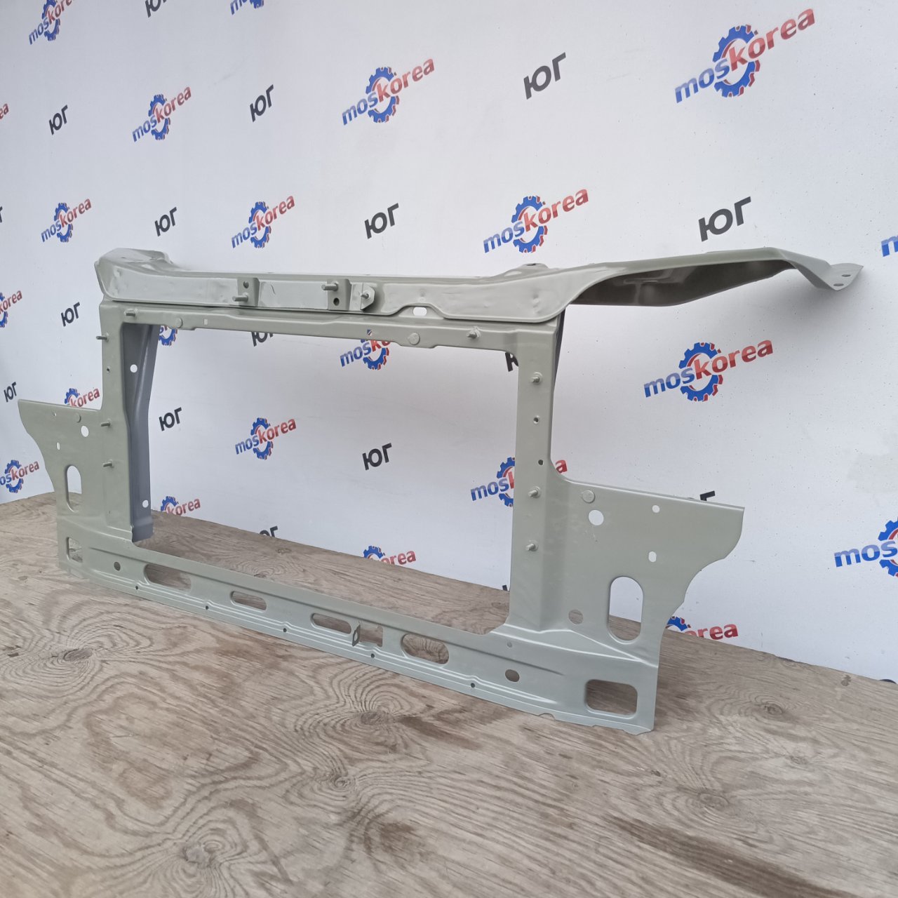 Рамка радиатора GRANTA (FL)