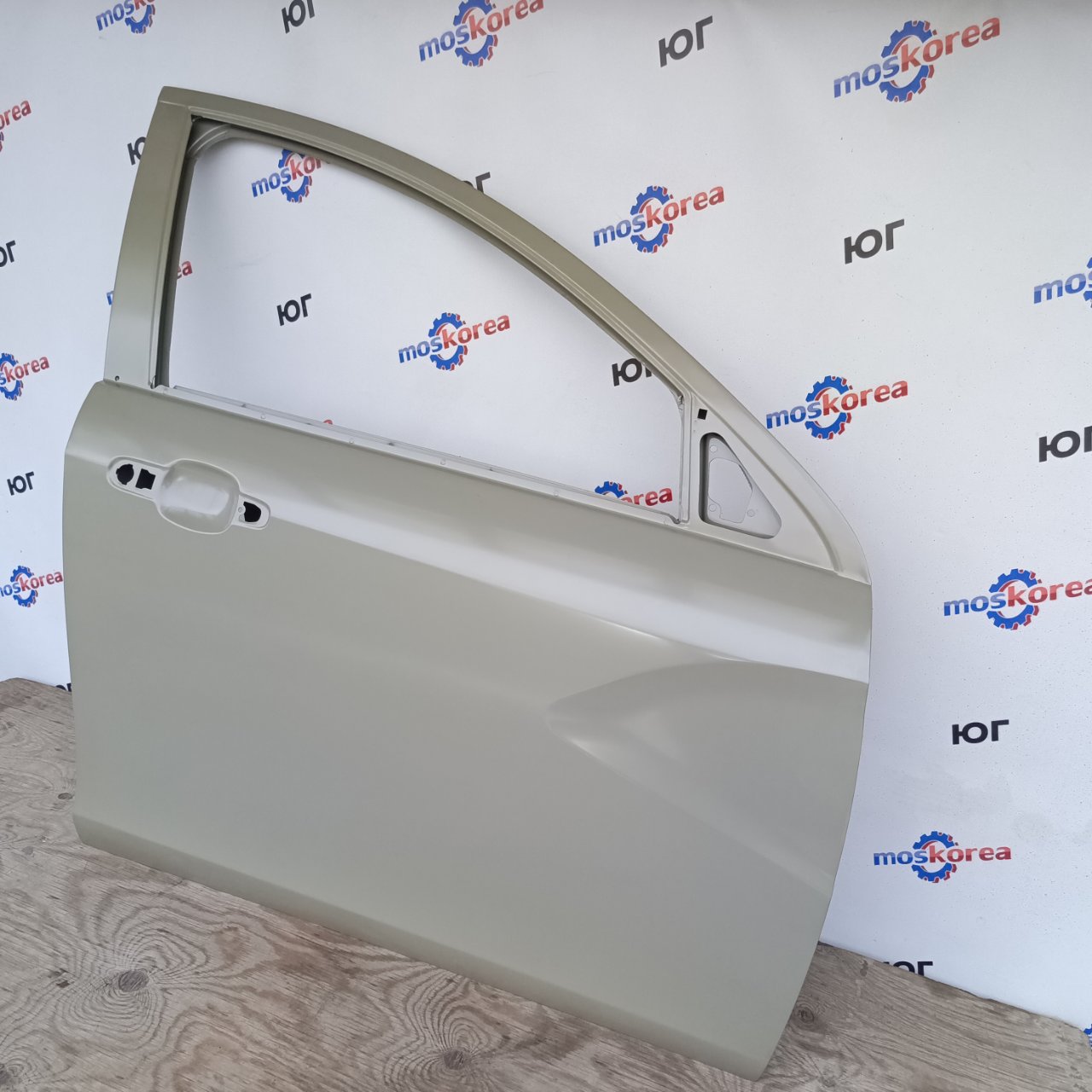 Дверь передняя правая Vesta (под покраску) ANALOG