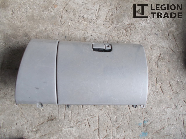 Бардачок Subaru Forester SF5 Бардачок Subaru Forester SF5