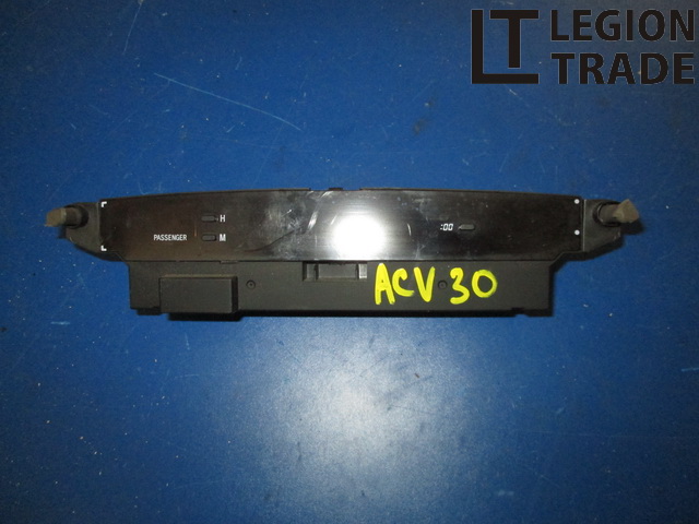 Часы Toyota Camry ACV30 Часы Toyota Camry ACV30