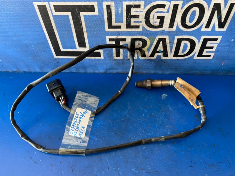 Лямбда-зонд передний правый AUDI A8 2006 4E2 BGK 077906265 контрактная