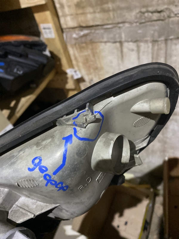 Габарит передний правый 9-3