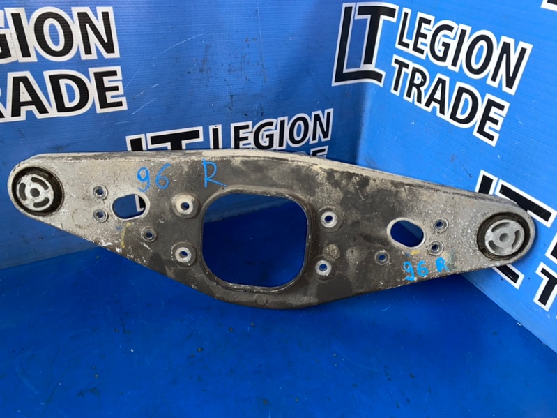 Запчасть крепление редуктора заднее MERCEDES-BENZ E500 2006.09 W211 273.960 M273 E55; V8 GAS. ENGINE M273 E55 контрактная Крепление редуктора заднее MERCEDES-BENZ E500 2006.09 W211 273.960 M273 E55; V8 GAS. ENGINE M273 E55 контрактная