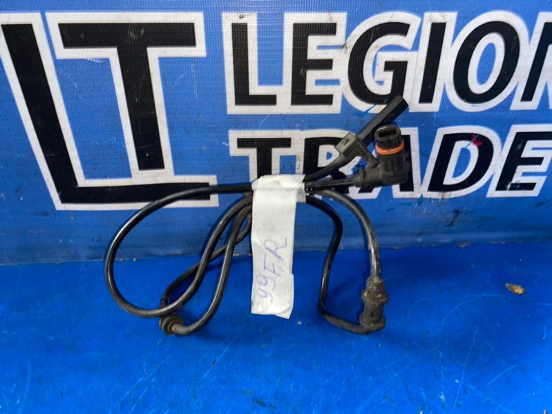 Запчасть датчик abs передний правый MERCEDES-BENZ S 350 2006.12.01 W221 272.965 M272 E35 V6 GAS контрактная Датчик abs передний правый MERCEDES-BENZ S 350 2006.12.01 W221 272.965 M272 E35 V6 GAS контрактная