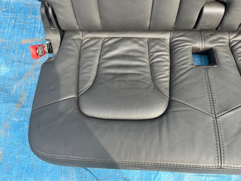 Сидение заднее Q7 2007 BAR