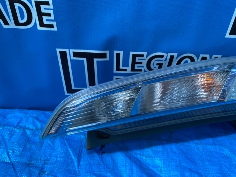 Стоп-сигнал задний левый LEAF 06/2012 ZE0 EM61