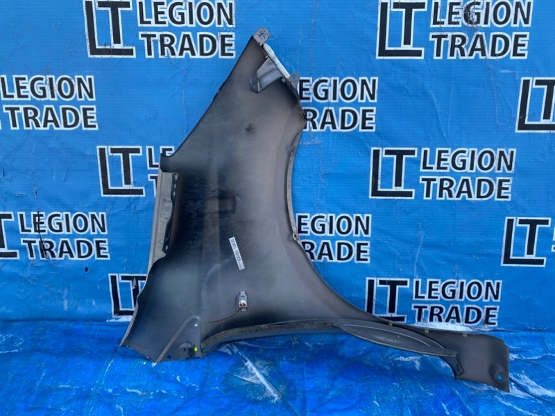 Крыло переднее левое NOTE E11