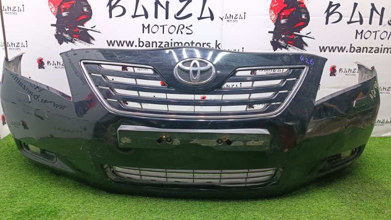 Бампер Toyota Б/У