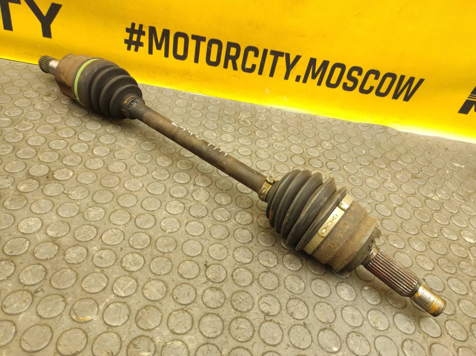 Привод передний левый Mitsubishi Outlander 2013 GG2W 4B11 2.0 3815A523 контрактная