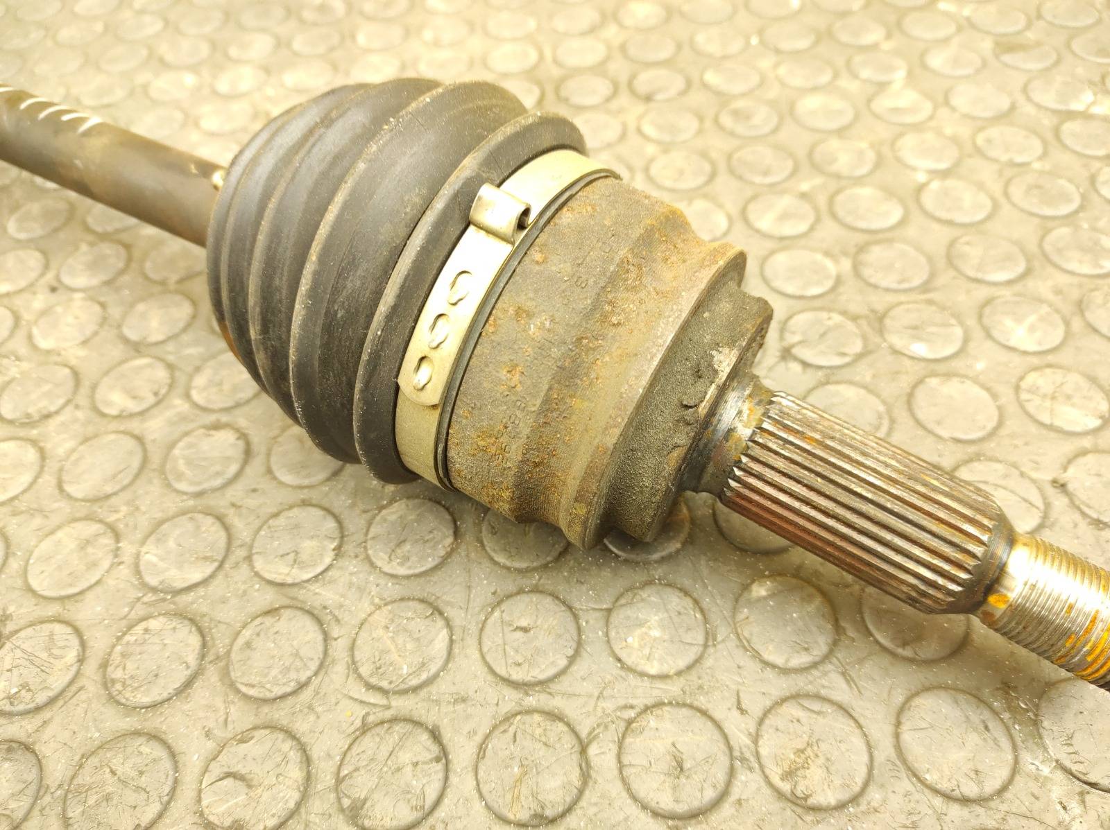 Привод передний левый Outlander 2013 GG2W 4B11 2.0