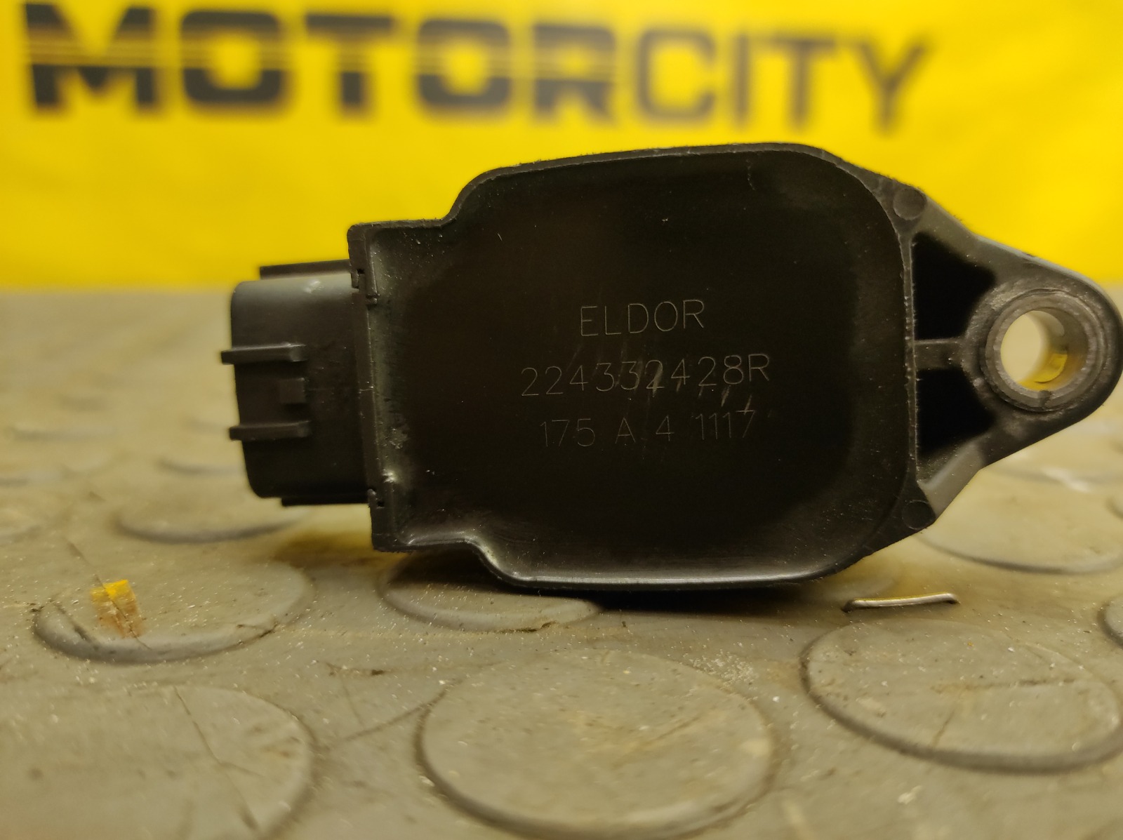 Катушка зажигания Forfour 2017 453 M281.920