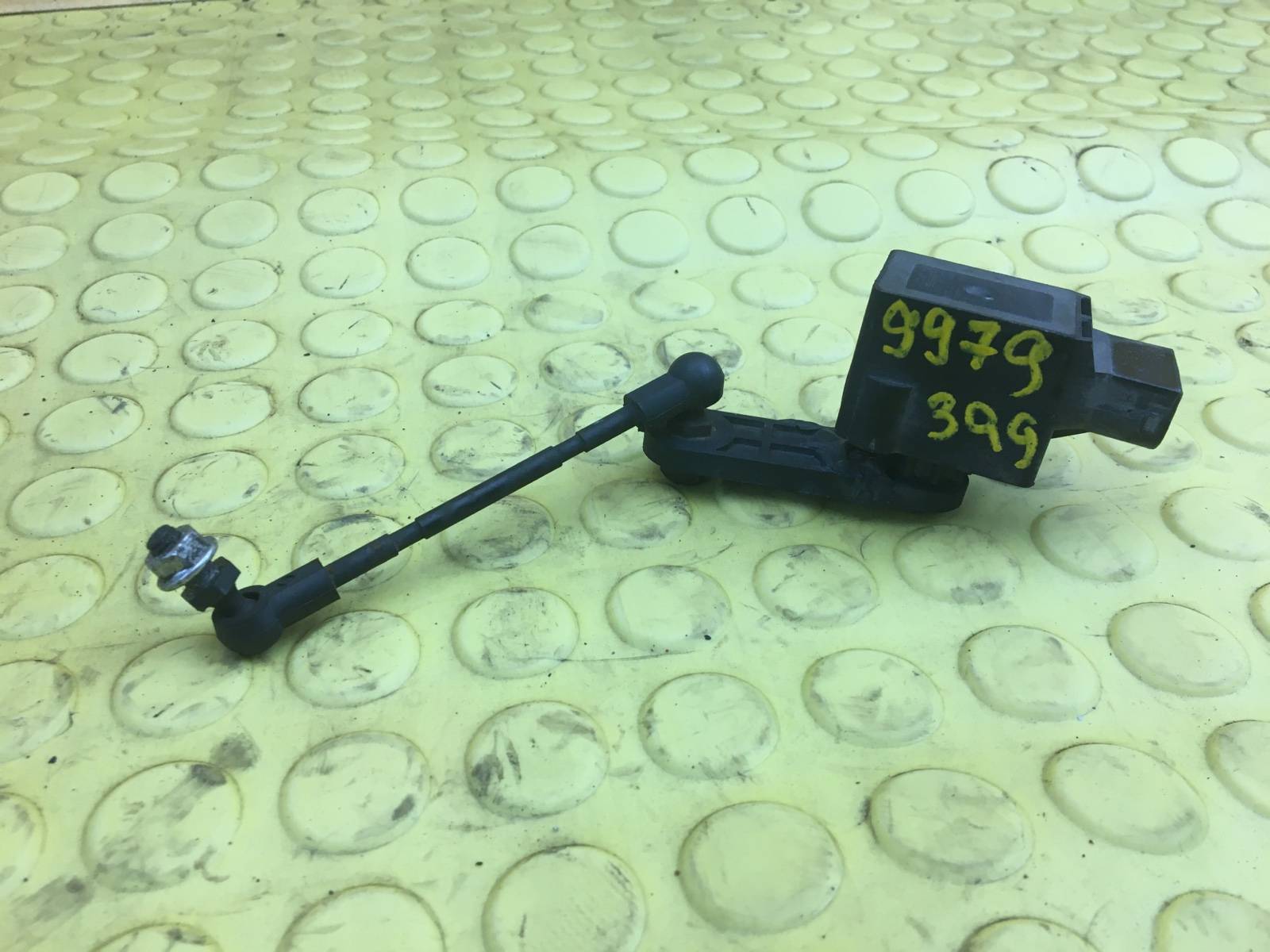 Запчасть датчик дорожного просвета CHRYSLER 300C 2007 LX EZB 5.7 4806088AA контрактная Датчик дорожного просвета CHRYSLER 300C 2007 LX EZB 5.7 4806088AA контрактная