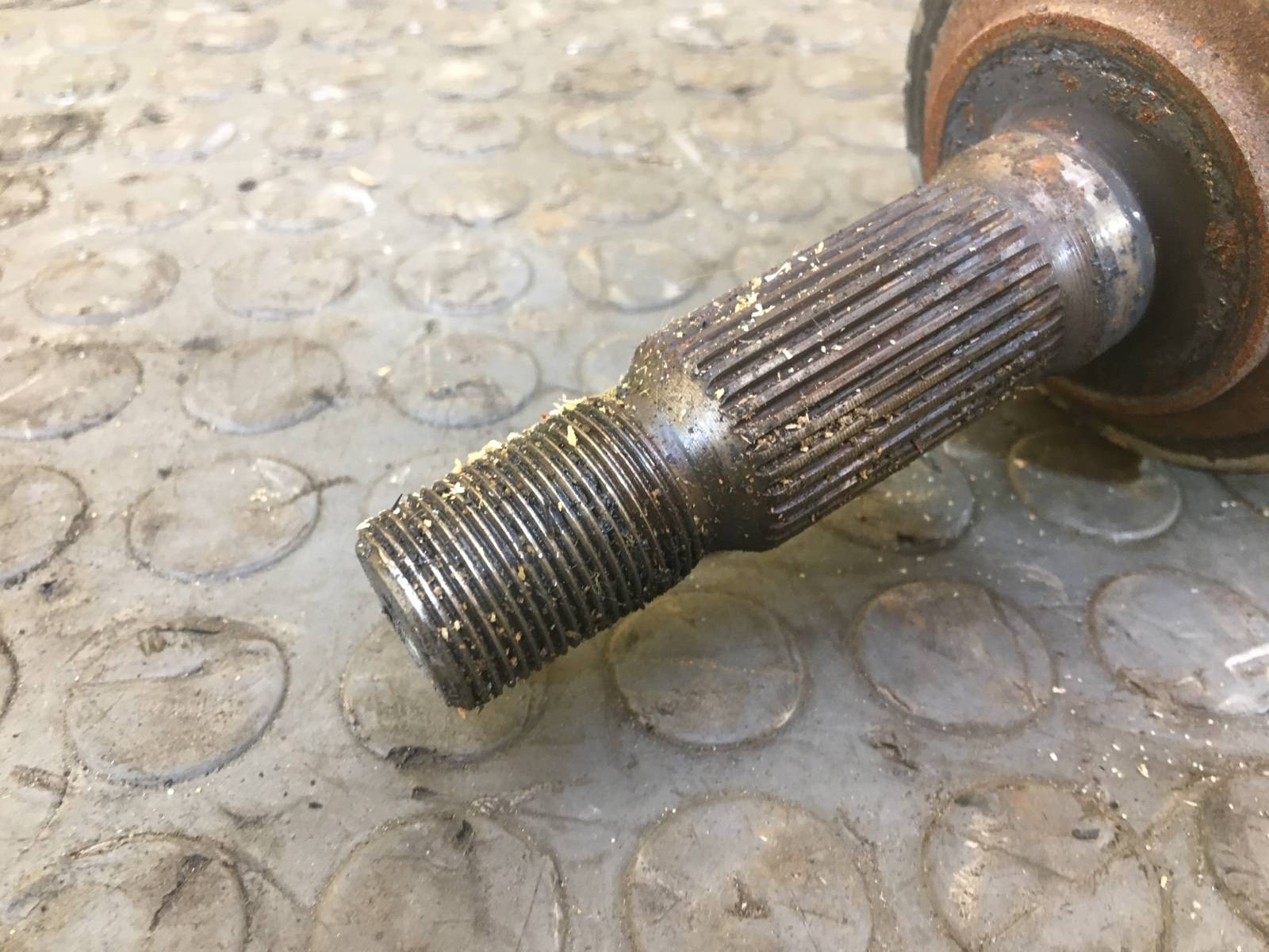 Привод передний левый 9-3 SERIES 2000 YS3D B205R Привод передний левый 9-3 SERIES 2000 YS3D B205R