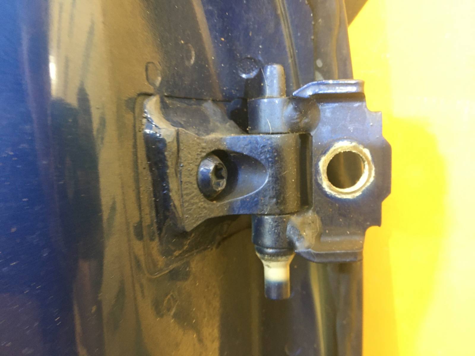 Дверь передняя левая 9-3 SERIES 2000 YS3D B205R