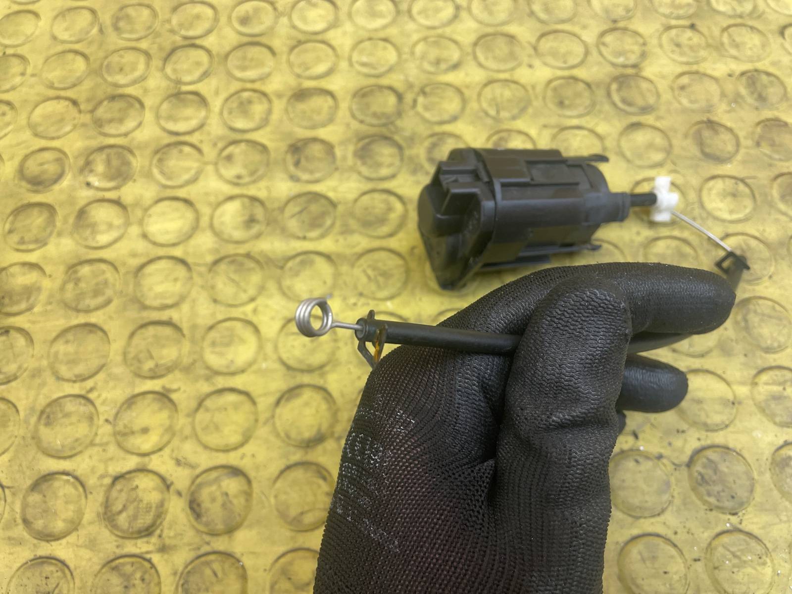 Моторчик заслонок отопителя 9-3 SERIES 2000 YS3D B205R Моторчик заслонок отопителя 9-3 SERIES 2000 YS3D B205R