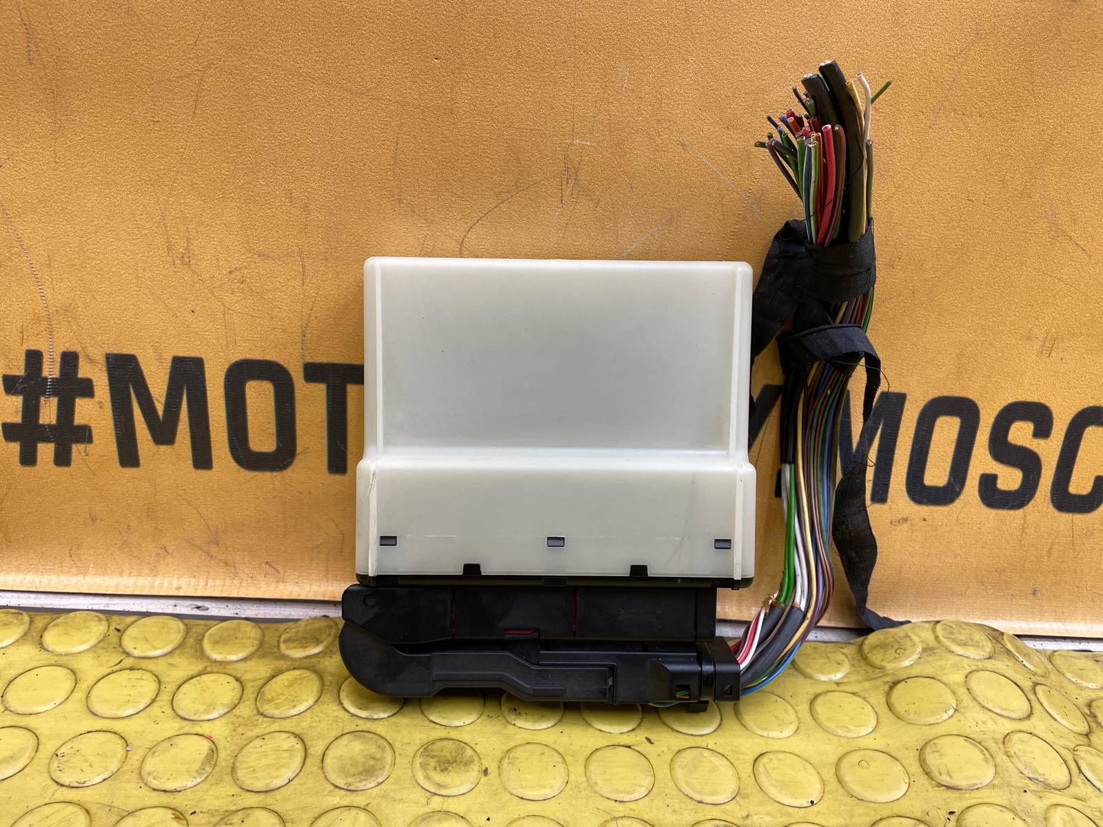 Блок комфорта 9-3 SERIES 2000 YS3D B205R Блок комфорта 9-3 SERIES 2000 YS3D B205R